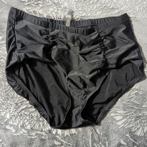 Black bikini bottom